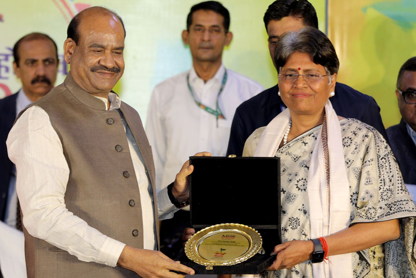 Prof. Vandana Singh (VC, VBS Purvanchal University)